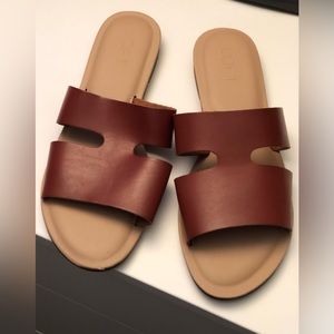 Women’s LOFT brown sandals size 9